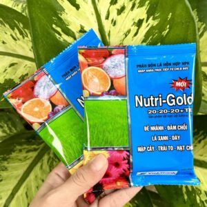 Phân bón lá Nutri Gold 20-20-20-TE xanh lá, dày lá, mươt lá